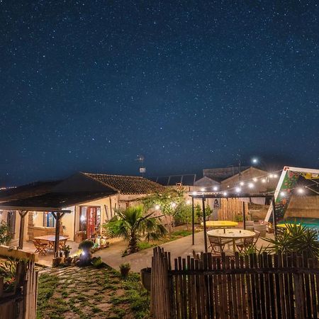 B&B Polvere Di Stelle Ummari Buitenkant foto