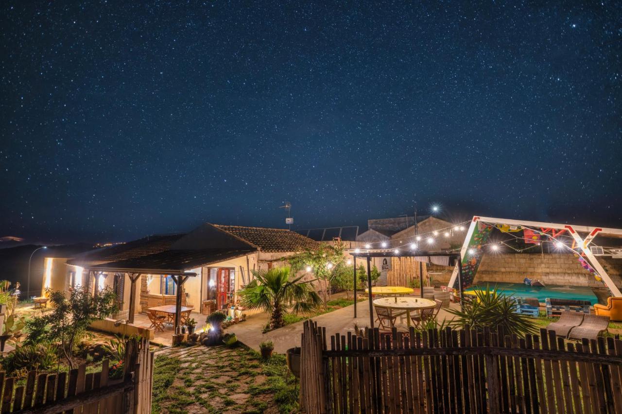 B&B Polvere Di Stelle Ummari Buitenkant foto
